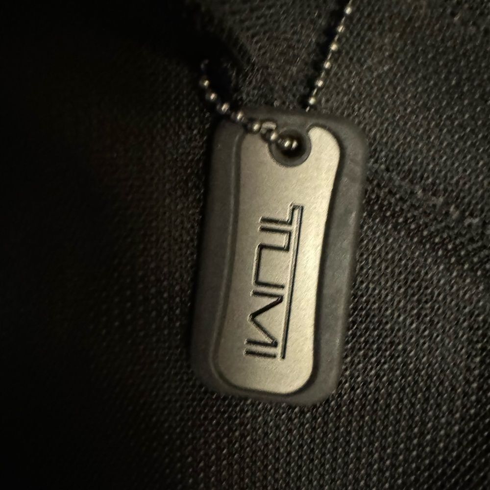 Tumi crossbody computer messenger bag, great condition, nylon with leather trim